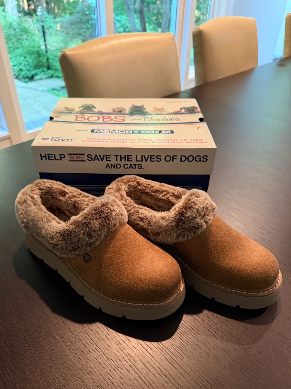 BRAND NEW Skechers Bobs Tan Slip-On Faux-Fur Lined Clogs/Slippers